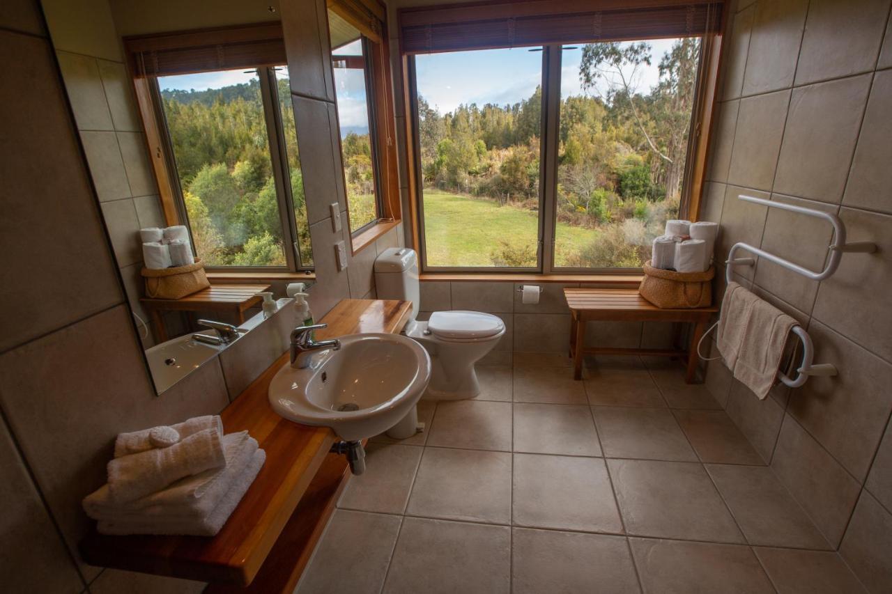 Paramata Lodge Kakapotahi Екстериор снимка