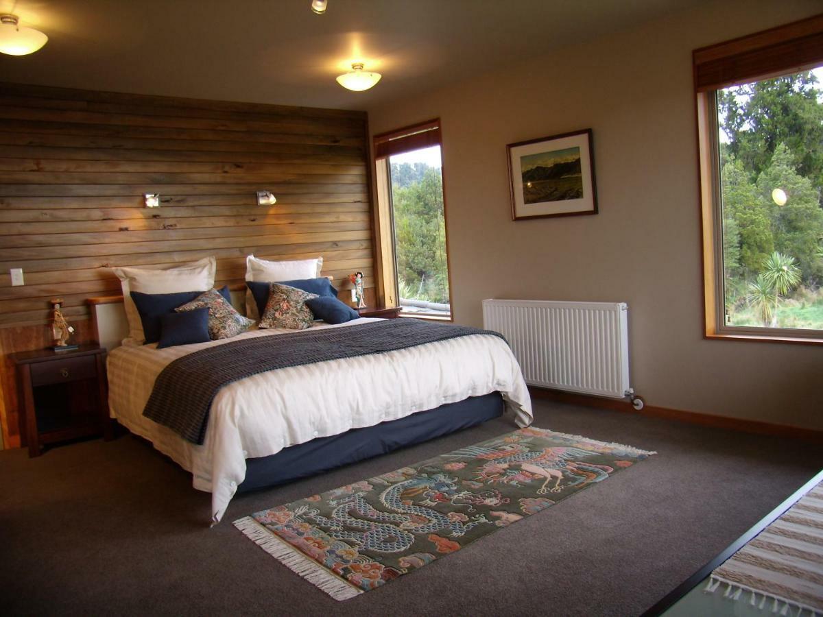 Paramata Lodge Kakapotahi Екстериор снимка